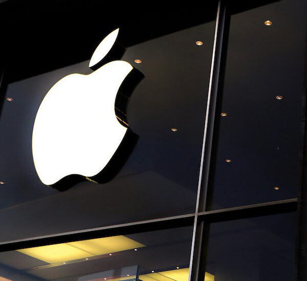 A UK Government Order Threatens the Privacy and Security of All Internet Users   Thumbnail